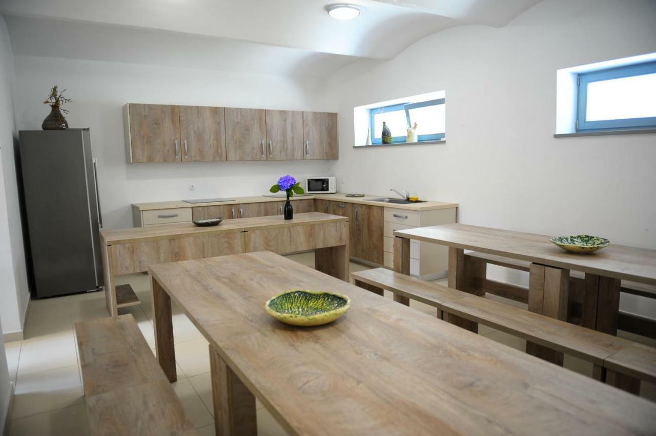 Hostel Ormoz Luaran gambar
