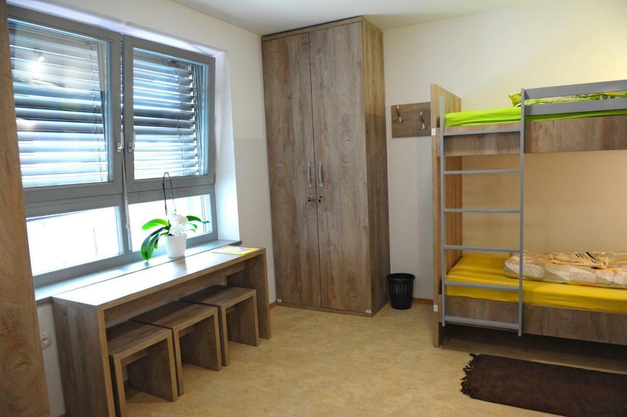 Hostel Ormoz Luaran gambar